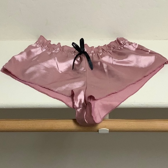 Other - Silky smooth pink booty shorts
